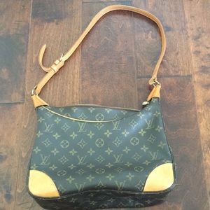 Louis VUITTON Boulogne Hobo Tote Everyday